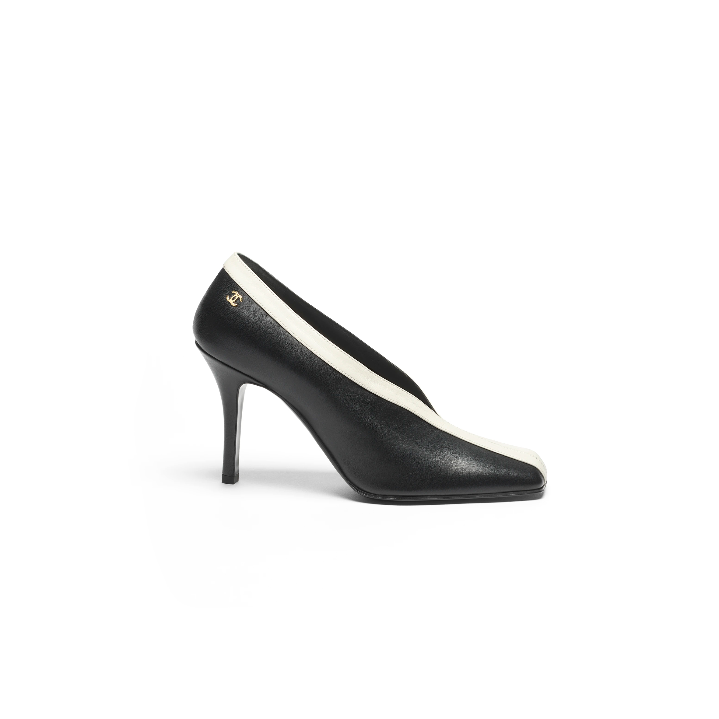 CHANEL PUMPS G47181